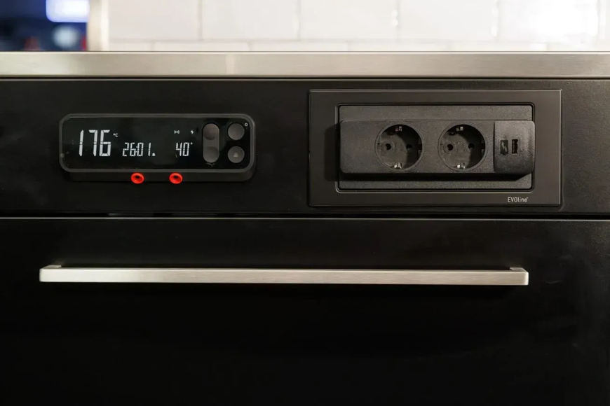Кутова вулична барбекю кухня (острів) для гриля Genesis EP-335w Weber BBQ Kitchen Gas 331 з двома крючками для інструментів + модуль мийки та холодильник BBQKITCHEN5-3 фото